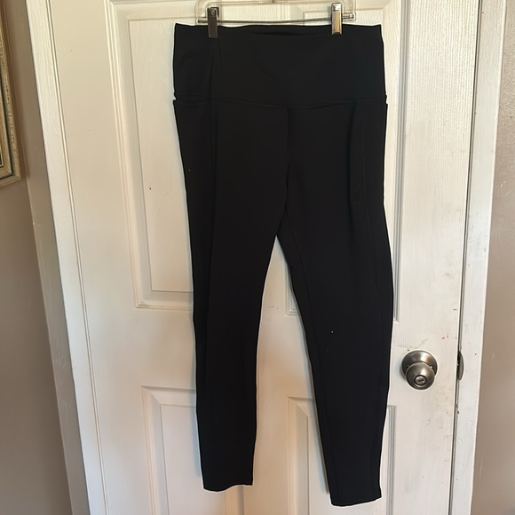 Spyder black sport leggings. Size Large - Picture 2 of 6